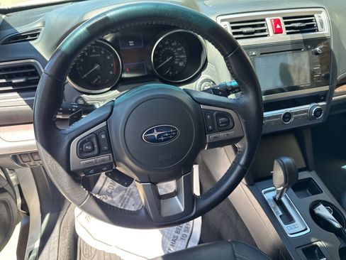 Used 2017 Subaru Outback 3.6R Limited AWD/4WD image 20