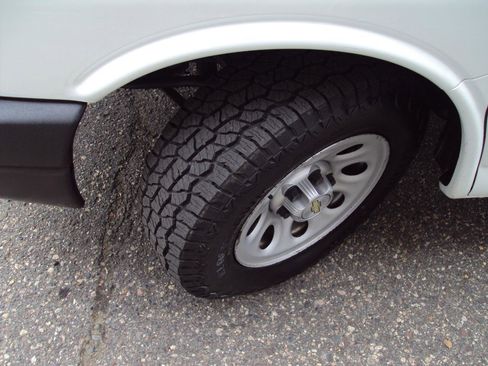 Used 2014 Chevrolet Express 1500 AWD image 28