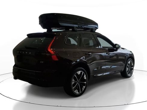 New 2026 Volvo XC60 B5 Plus w/ Protection Package Premier AWD/4WD image 4