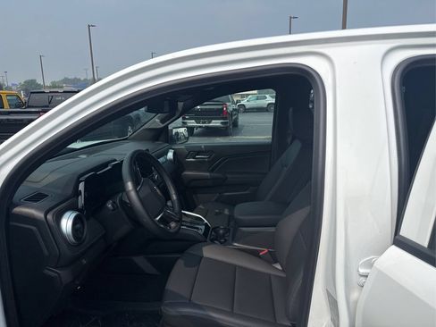 Used 2026 Chevrolet Colorado LT w/ LT Convenience Package AWD/4WD image 19