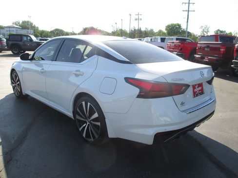 Used 2021 Nissan Altima 2.0 SR FWD image 8