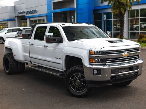Used 2019 Chevrolet Silverado 3500 LTZ w/ Duramax Plus Package AWD/4WD image 2