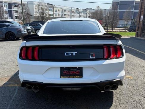 Used 2018 Ford Mustang GT Premium image 14