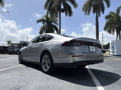 Used 2023 Honda Accord LX image 18