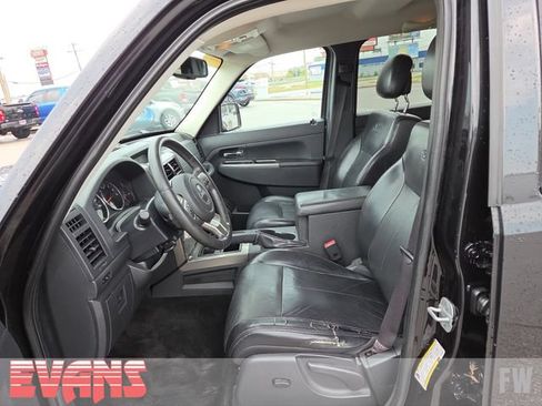 Used 2012 Jeep Liberty Limited Jet w/ Comfort/Convenience Group AWD/4WD image 15