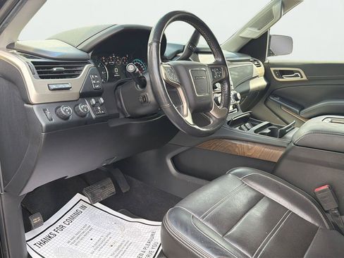Used 2019 GMC Yukon XL Denali w/ Denali Ultimate Package AWD/4WD image 15