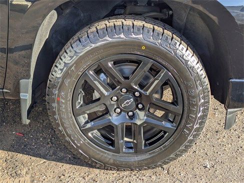 Used 2023 Chevrolet Silverado 1500 Custom w/ Rally Edition image 10