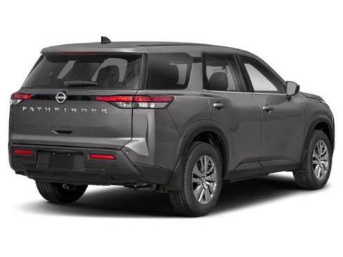 Used 2025 Nissan Pathfinder S FWD image 5