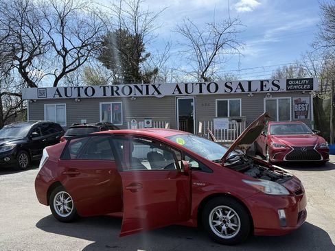 Used 2011 Toyota Prius Two FWD image 18