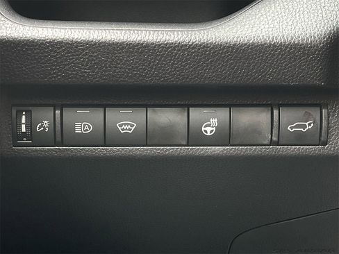 Used 2025 Toyota RAV4 XLE Premium w/ Weather Package image 20