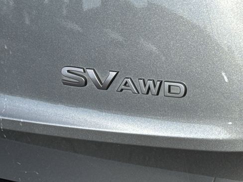 Used 2024 Nissan Rogue SV image 42