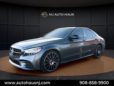 Used 2021 Mercedes-Benz C 300 Sedan image 4