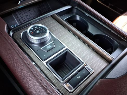 Certified 2023 Ford Expedition Limited image 25