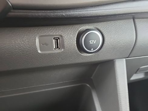 Used 2022 Ford Transit 350 XLT image 18