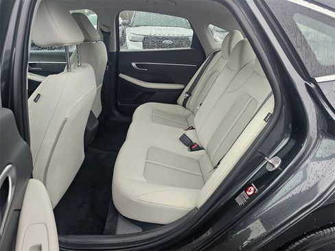 Certified 2023 Hyundai Sonata SE image 15