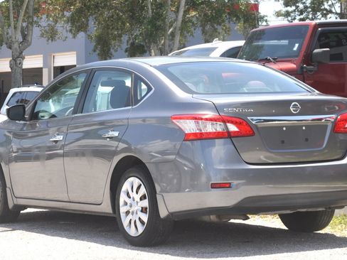 Used 2015 Nissan Sentra SV FWD image 8