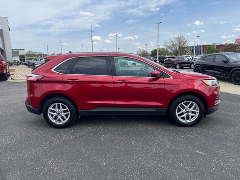 Used 2024 Ford Edge SEL w/ Convenience Package AWD/4WD image 2