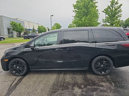 Used 2025 Honda Odyssey Sport-L image 8