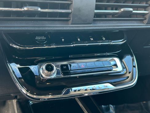 Used 2024 Lincoln Corsair FWD image 21