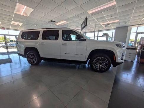 New 2026 Jeep Grand Wagoneer L 2WD image 3