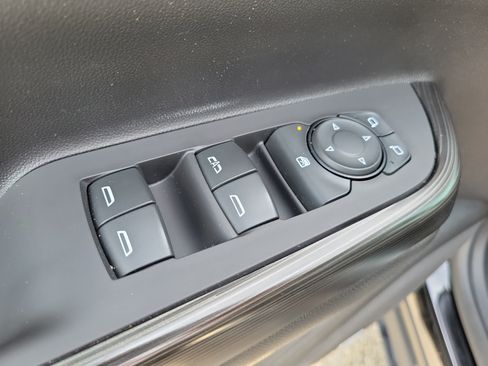 Used 2019 GMC Acadia SLT w/ Black Edition FWD image 19