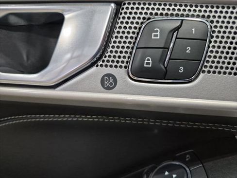 Certified 2022 Ford Explorer Limited w/ Equipment Group 301A image 24