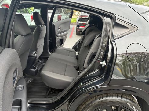 Used 2022 Honda HR-V Sport image 23