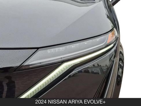 Used 2024 Nissan Ariya FWD image 10