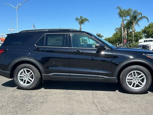 New 2026 Ford Explorer Active w/ Active Comfort Package RWD image 2