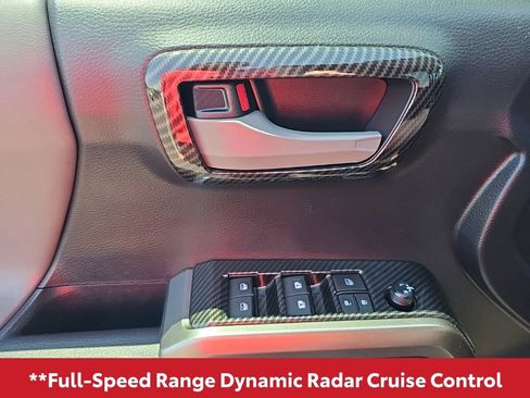 Used 2023 Toyota Tacoma SR5 w/ Technology Package RWD image 9