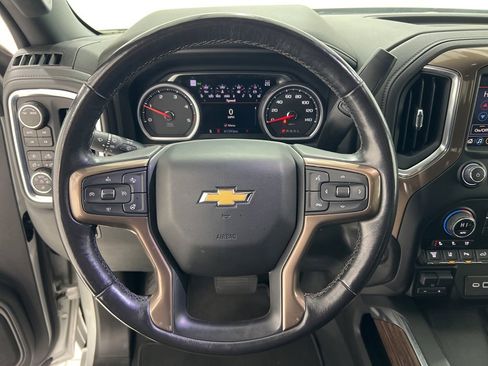 Used 2023 Chevrolet Silverado 2500 High Country w/ Technology Package image 10