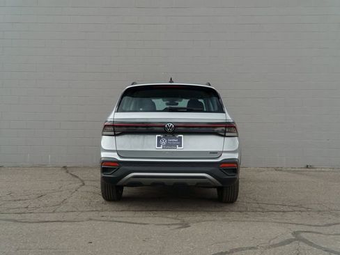 Used 2025 Volkswagen Taos S AWD/4WD image 6