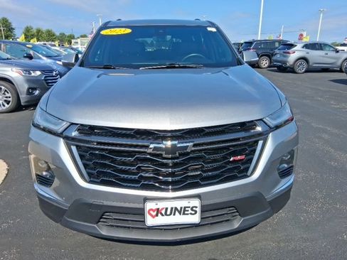 Used 2023 Chevrolet Traverse RS w/ LPO, Floor Liner Package AWD/4WD image 13