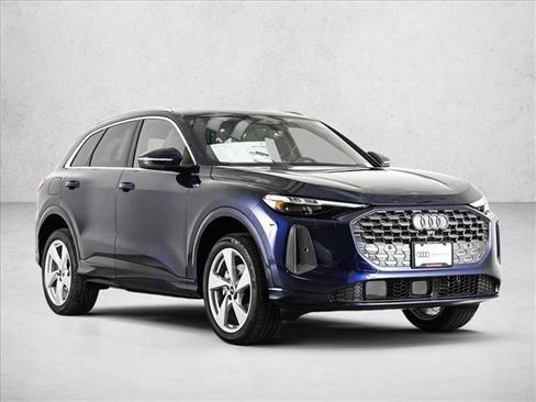 New 2026 Audi Q5 Premium AWD/4WD image 3