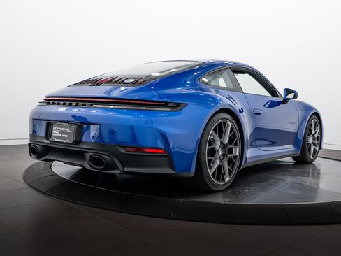 Certified 2026 Porsche 911 Carrera T RWD image 7
