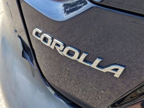 Used 2021 Toyota Corolla SE w/ SE Premium Package image 10