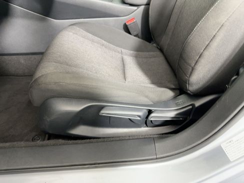 Used 2023 Honda Accord LX image 11