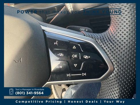 Used 2022 Volkswagen Jetta GLI Autobahn image 16