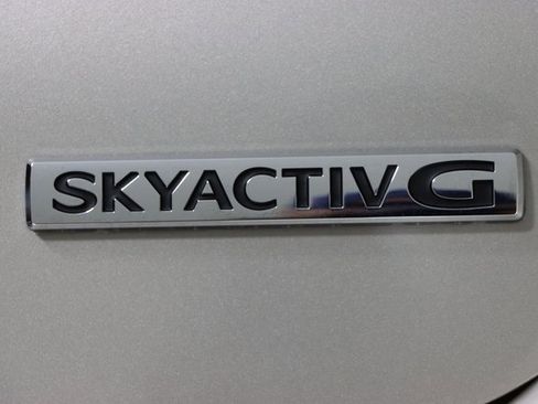 Used 2024 MAZDA MAZDA3 s image 10