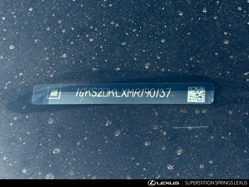 Used 2021 GMC Yukon Denali w/ Denali Ultimate Package image 14