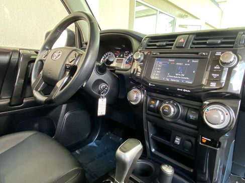 Used 2016 Toyota 4Runner TRD Pro AWD/4WD image 35