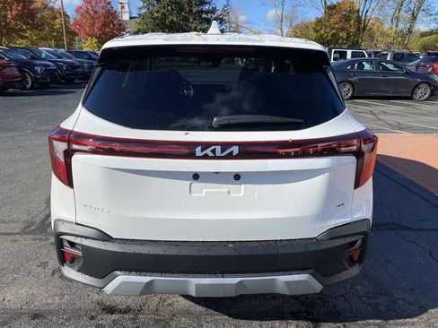 New 2026 Kia Seltos LX image 4