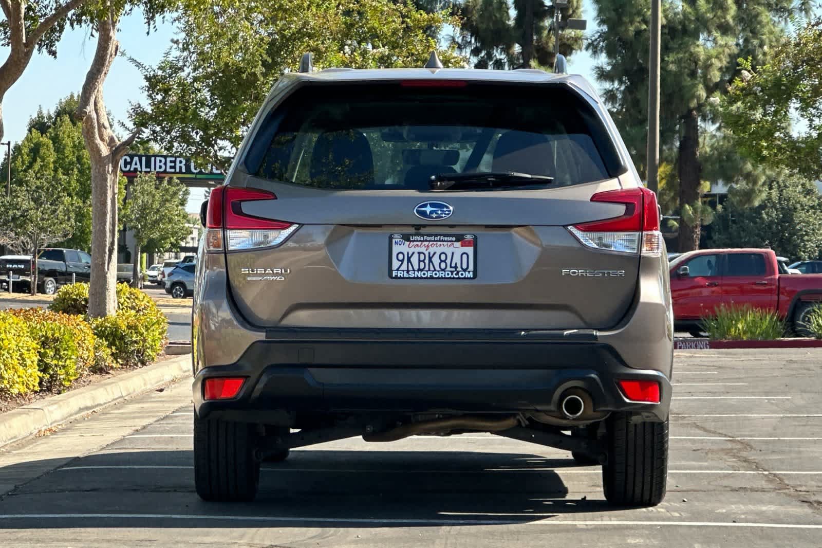 Used 2023 Subaru Forester Limited w/ Popular Package #2 AWD/4WD image 8