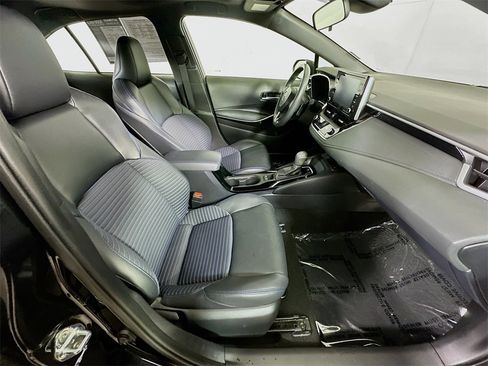 Used 2022 Toyota Corolla XSE image 12