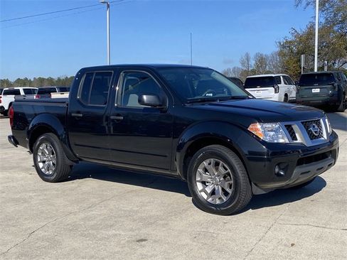 Used 2020 Nissan Frontier SV image 8