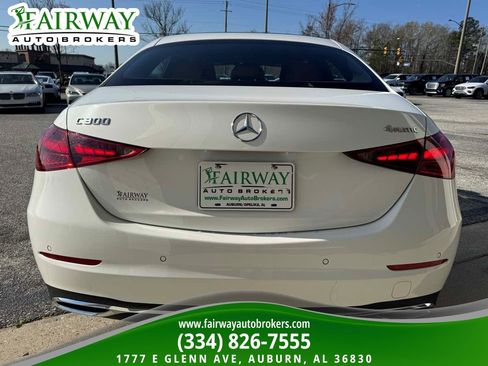 Used 2025 Mercedes-Benz C 300 4MATIC Sedan image 7