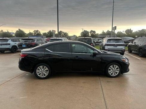 Used 2023 Nissan Sentra S FWD image 4