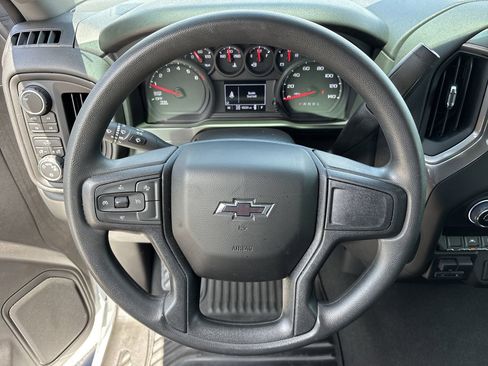 Used 2025 Chevrolet Silverado 1500 Custom Trail Boss AWD/4WD image 28