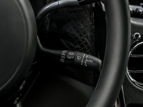 Used 2021 Rolls-Royce Cullinan Black Badge AWD/4WD image 37