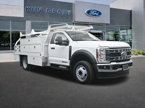 New 2025 Ford F550 2WD Regular Cab Super Duty image 1